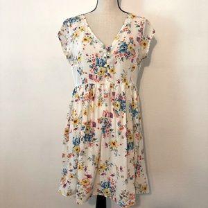 NWT- On Twelfth Short Sleeve Floral Print Dress